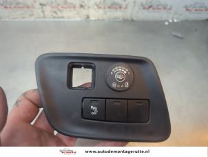 O194378 Gebruikte pdc schakelaar Citroen C4