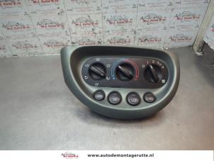 O194440 Gebruikte chaufage bedieningspaneel Ford KA