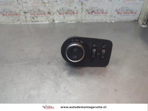 O194443 Gebruikte licht schakelaar Opel Corsa