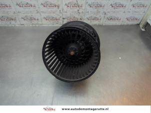 O194502 Gebruikte chaufage ventilatiemotor Renault Clio