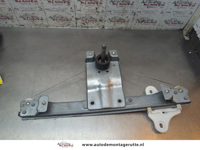 Gebruikte Ruitmechaniek 4Deurs links-achter Renault Clio O194531