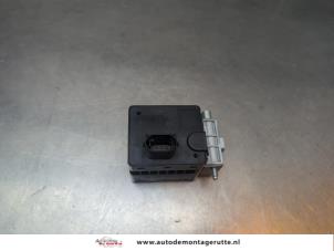 O194539 Gebruikte anti diefstal slot Renault Clio