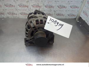 O194557 Gebruikte alternator Renault Clio