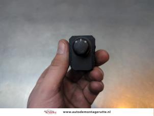 O194599 Gebruikte spiegel schakelaar Suzuki Splash