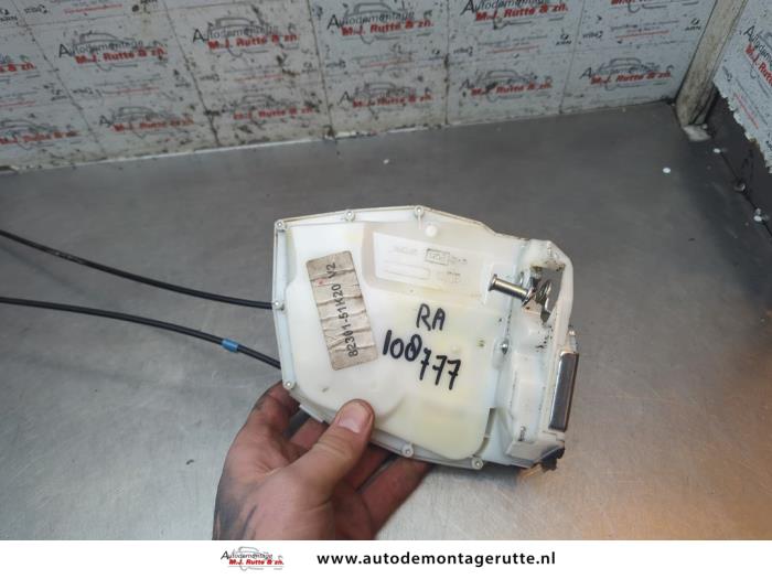 Gebruikte Deurslot Mechaniek 4Deurs rechts-achter Suzuki Splash O194621