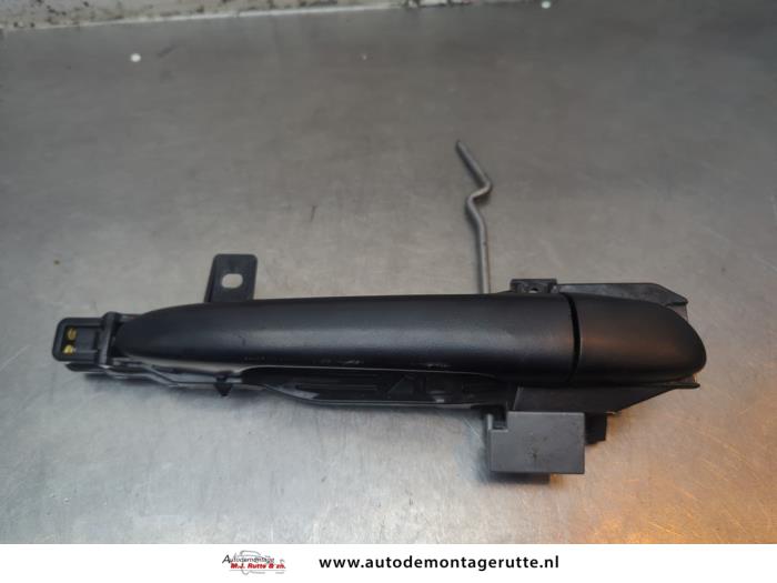 Gebruikte Deurgreep 4Deurs rechts-achter Mazda 2. O194664