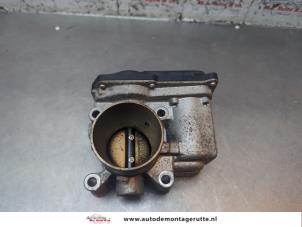 O194680 Gebruikte gasklephuis Renault Twingo