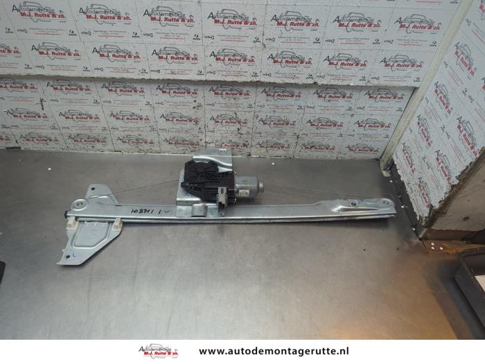 Gebruikte Ruitmechaniek 4Deurs links-voor Citroen Berlingo O194707