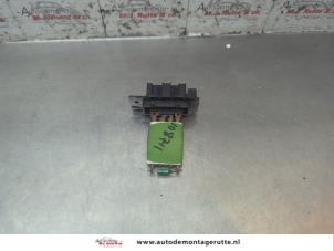 O194710 Gebruikte kachel weerstand Citroen Berlingo