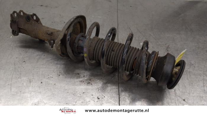 Gebruikte Schokdemperpoot links-voor Volkswagen Golf O194718
