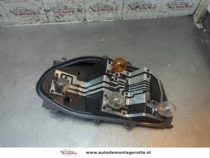 O194750 Gebruikte printplaat achterlicht links Renault Clio