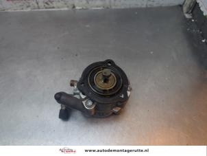 O194763 Gebruikte hogedrukpomp Opel Zafira
