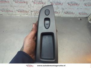 O194778 Gebruikte schakelaar elektrisch raam Honda Civic