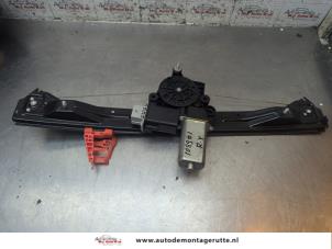O194832 Gebruikte ruitmechaniek 4deurs rechts-voor Fiat Bravo