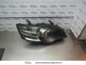 O194910 Gebruikte koplamp rechts Subaru Outback
