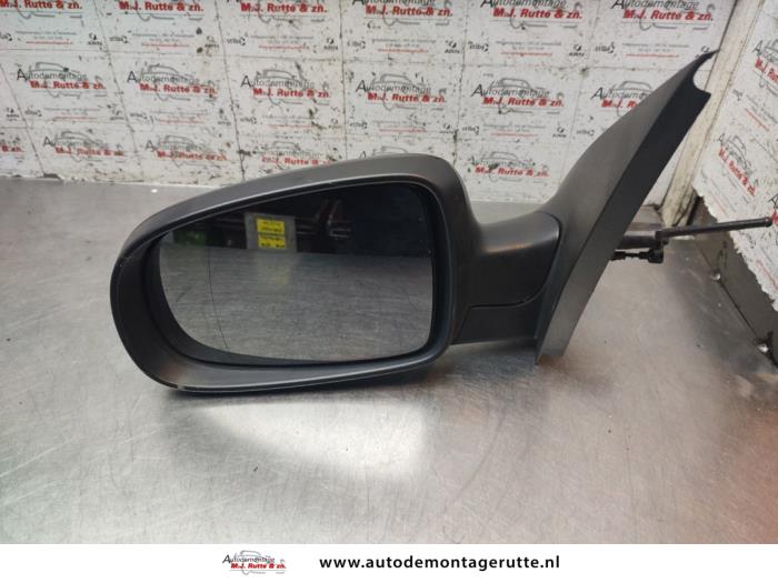 Gebruikte Spiegel Buiten links Opel Corsa O194911