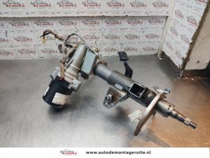 O194937 Gebruikte servo elektrisch Toyota Yaris