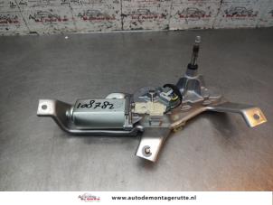 O194955 Gebruikte ruitenwissermotor achter Subaru Outback