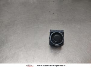 O194957 Gebruikte schakelaar spiegel Subaru Outback