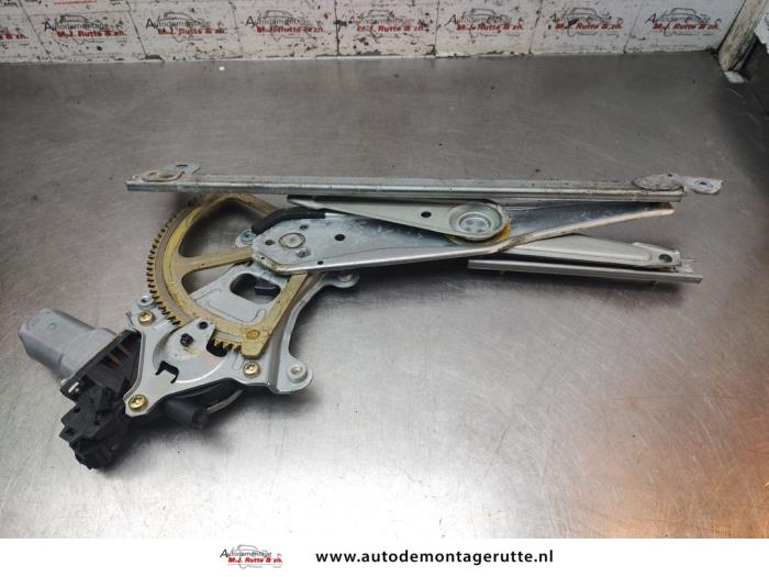 Gebruikte Raammechaniek 4Deurs links-voor Subaru Outback O194974
