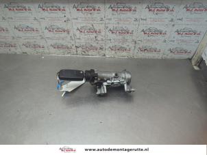 O194995 Gebruikte kontaktslot+sleutel Volkswagen Caddy