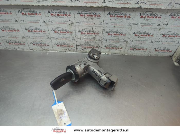 Gebruikte Sleutel+Contactslot Ford Fiesta O195004