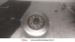 O195016 Gebruikte fusee rechts-voor Renault Scenic