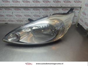 O195023 Gebruikte linker koplamp Ford KA