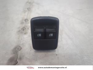 O195123 Gebruikte ruit schakelaar elektrisch Mercedes Citan