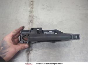 O195127 Gebruikte greep achterdeur bus-bestel Mercedes Citan