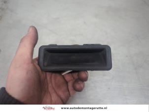 O195142 Gebruikte schakelaar achterklep BMW 3-Serie