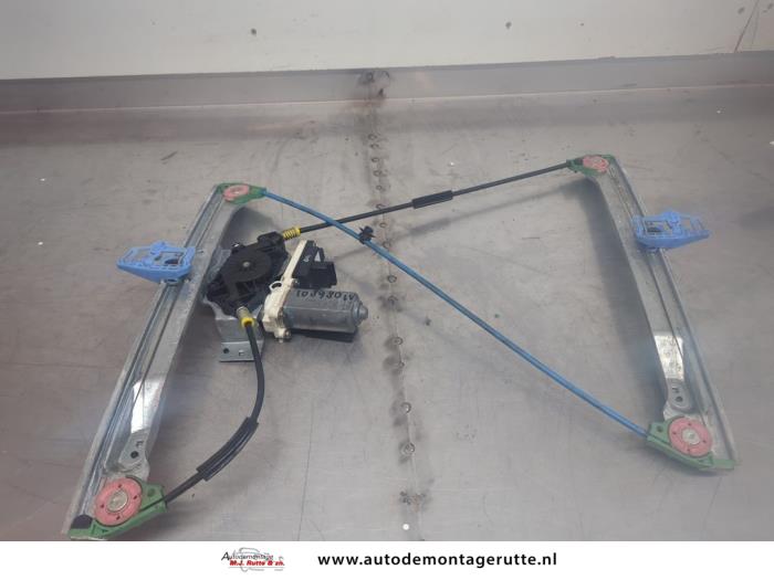 Gebruikte Ruitmechaniek 2Deurs links-voor Citroen C2 O195192