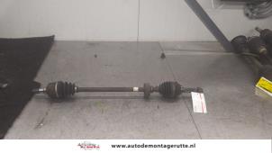 O195240 Gebruikte steekas rechts-voor Daewoo Matiz