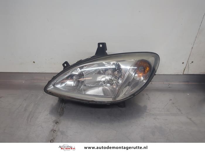 Gebruikte Koplamp links Mercedes Vito O195260