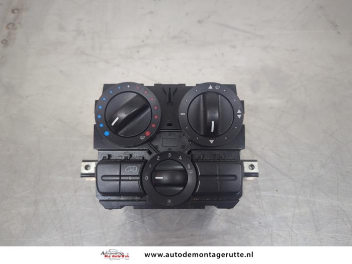 Gebruikte Kachel Bedieningspaneel Mercedes Vito O195275