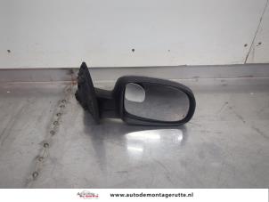 O195289 Gebruikte buitenspiegel rechts Opel Corsa
