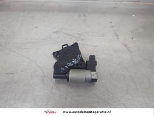 O195302 Gebruikte portierruitmotor Mazda 6.