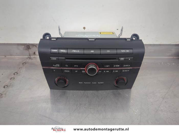 Gebruikte Radio Mazda 3 O195327