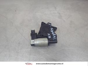O195334 Gebruikte motor electrisch raam Mazda 3.