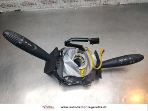 O195384 Gebruikte licht + raw schakelaar Ford KA