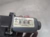 Gebruikte Portierruitmotor Volkswagen Polo O195414