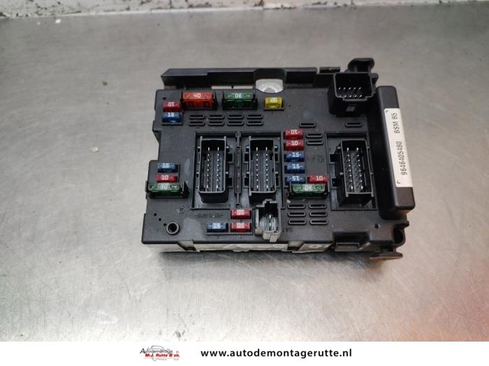 Gebruikte Zekeringkast Peugeot 206 O195503