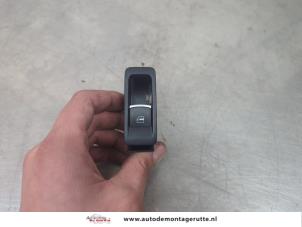 O195550 Gebruikte raam schakelaar elektrisch Volkswagen Sharan