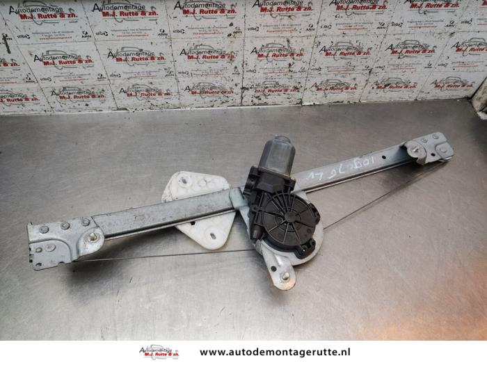 Gebruikte Raammechaniek 4Deurs links-voor Dacia Logan O195592