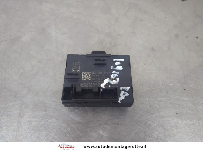 Gebruikte Module Comfort Volkswagen Sharan O195594