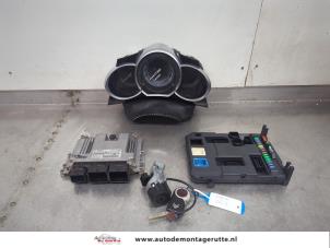 Gebruikte Kontaktslot + computer Citroen DS3 (SA) 1.6 16V VTS THP 155 Prijs € 150,00 Margeregeling aangeboden door Autodemontage M.J. Rutte B.V.