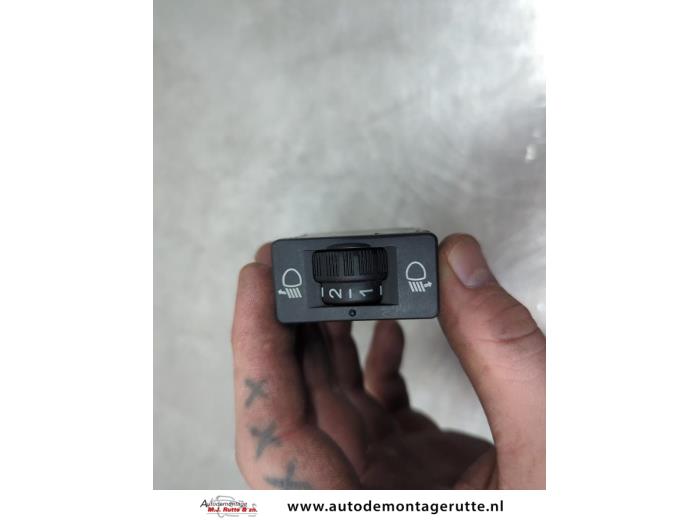 Gebruikte Schakelaar Koplamp Ihv Citroen DS3 O195697