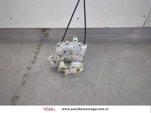 O195857 Gebruikte deurslot mechaniek 4deurs links-voor Honda Jazz