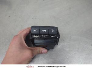 O195866 Gebruikte airco schakelaar Honda Jazz