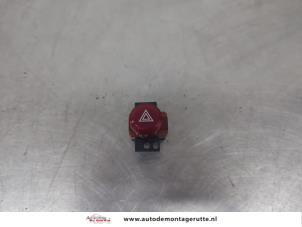 O195879 Gebruikte alarmlicht schakelaar Honda Jazz